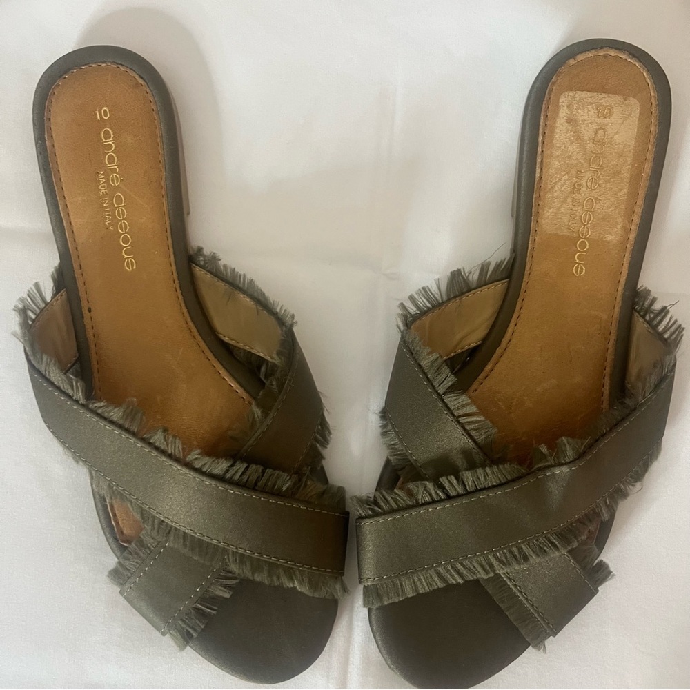 Andre Assous Women’s Sz 10 Khaki Green Satin Fringe Criss Cross Open‎ Toe Slides